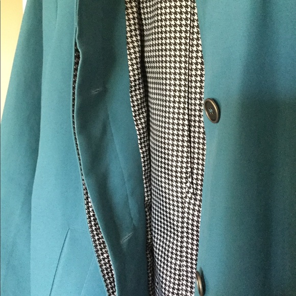 Charter Club Raincoat - Picture 6 of 7